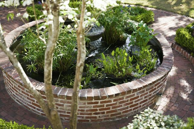 140 Queen Street, Charleston, SC 29401