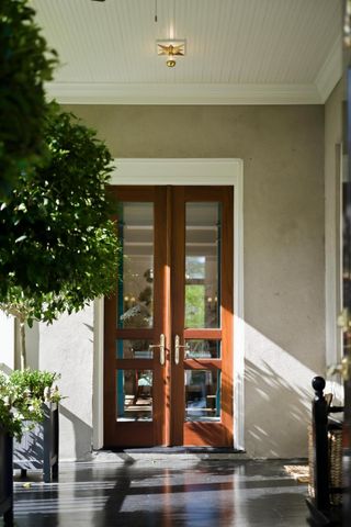 140 Queen Street, Charleston, SC 29401