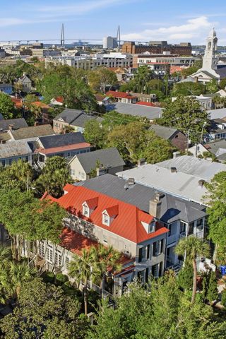 140 Queen Street, Charleston, SC 29401