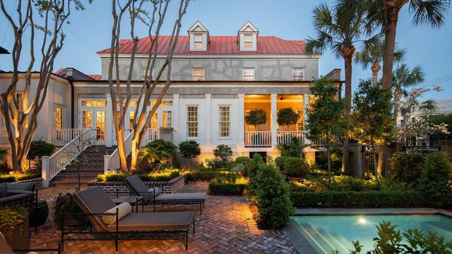 140 Queen Street, Charleston, SC 29401