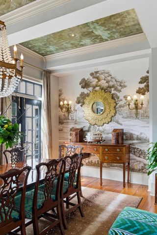 140 Queen Street, Charleston, SC 29401