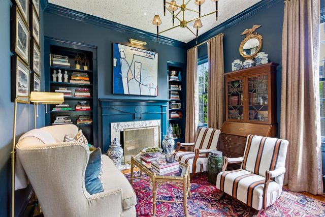 140 Queen Street, Charleston, SC 29401