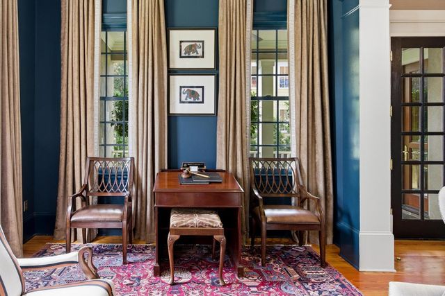 140 Queen Street, Charleston, SC 29401