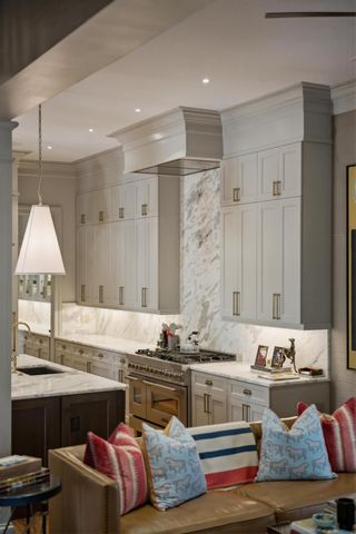 140 Queen Street, Charleston, SC 29401