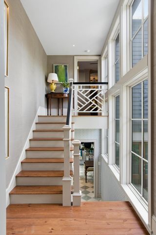 140 Queen Street, Charleston, SC 29401