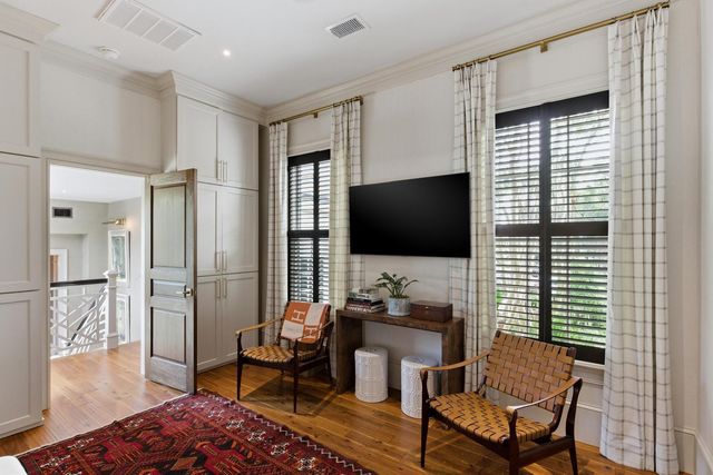 140 Queen Street, Charleston, SC 29401