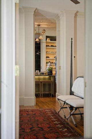 140 Queen Street, Charleston, SC 29401