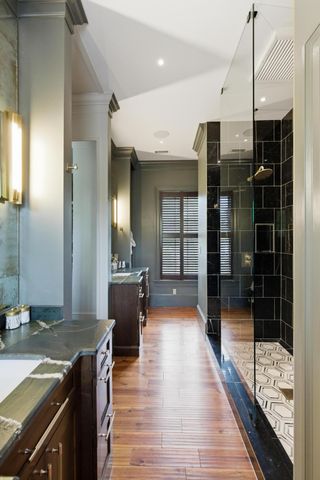 140 Queen Street, Charleston, SC 29401