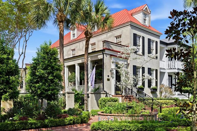 140 Queen Street, Charleston, SC 29401