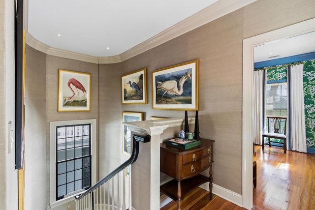 140 Queen Street, Charleston, SC 29401