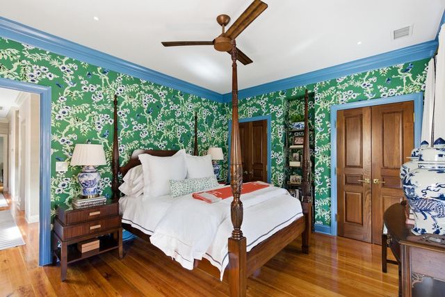 140 Queen Street, Charleston, SC 29401