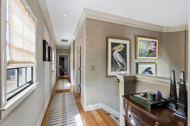 140 Queen Street, Charleston, SC 29401