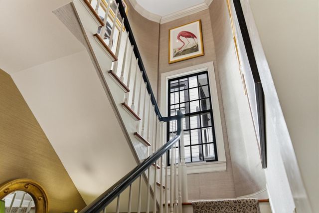 140 Queen Street, Charleston, SC 29401