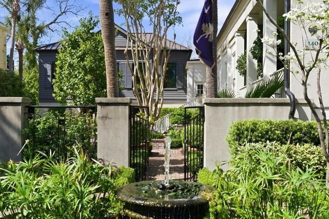 140 Queen Street, Charleston, SC 29401