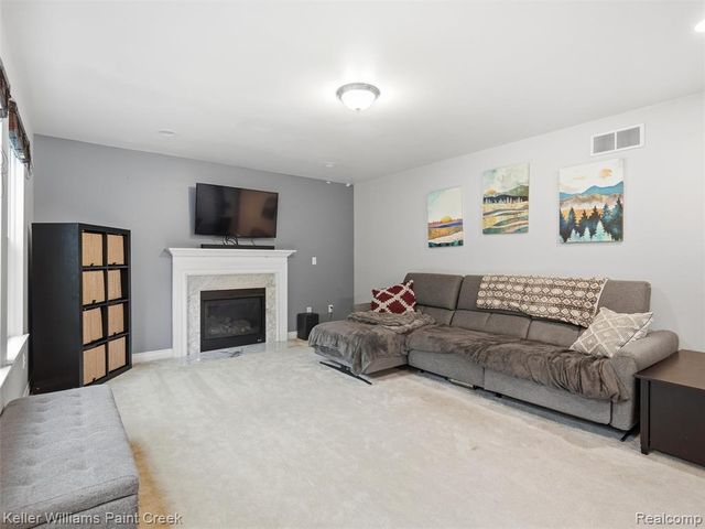 8879 Indigo Lane, Ypsilanti, MI 48197