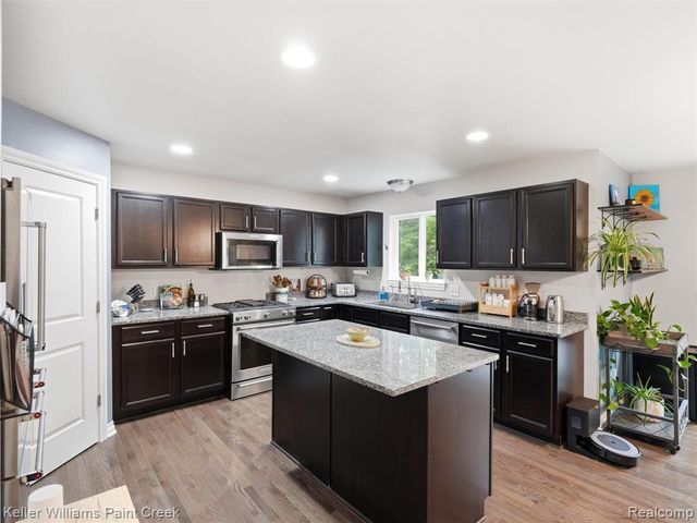 8879 Indigo Lane, Ypsilanti, MI 48197
