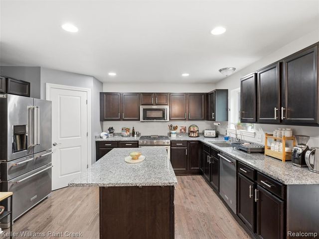 8879 Indigo Lane, Ypsilanti, MI 48197