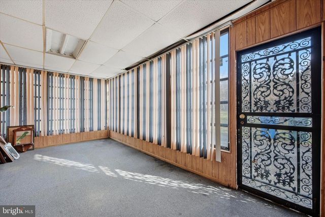 129 LOCKSLEY RD, Glen Mills, PA 19342