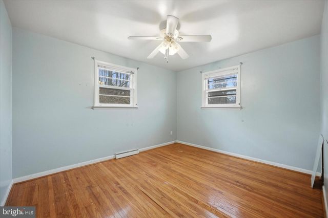 129 LOCKSLEY RD, Glen Mills, PA 19342