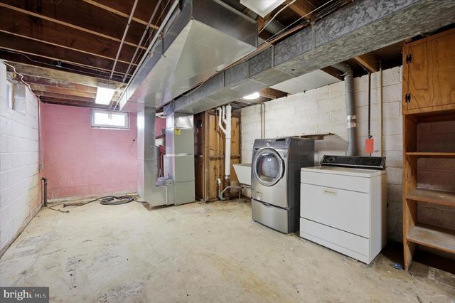 129 LOCKSLEY RD, Glen Mills, PA 19342