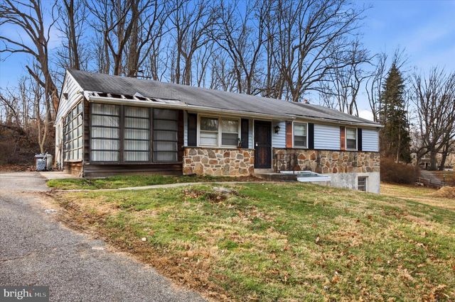 129 LOCKSLEY RD, Glen Mills, PA 19342