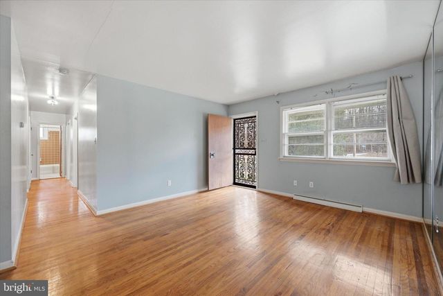 129 LOCKSLEY RD, Glen Mills, PA 19342