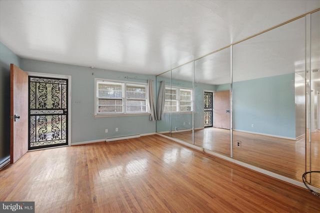 129 LOCKSLEY RD, Glen Mills, PA 19342