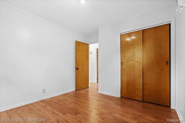 1330 N Oak Street, Rochester, MI 48307
