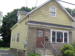 1214 5th Avenue, Schenectady, NY 12303