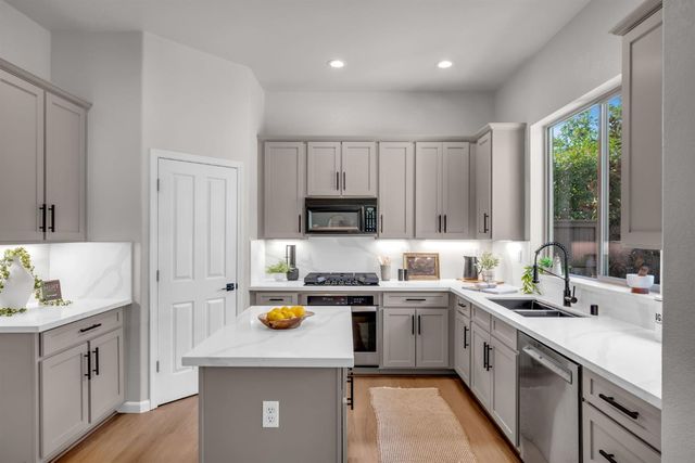 5102 Garlenda Dr, El Dorado Hills, CA 95762