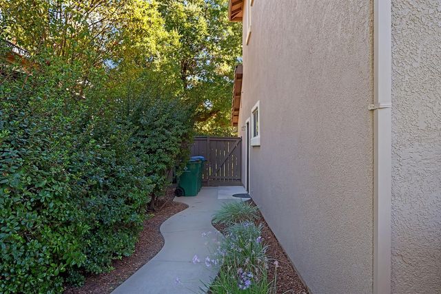 5102 Garlenda Dr, El Dorado Hills, CA 95762
