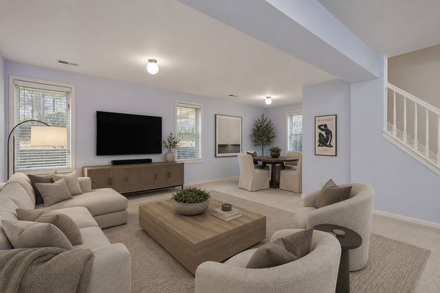537 W Parkside Drive, Palatine, IL 60067