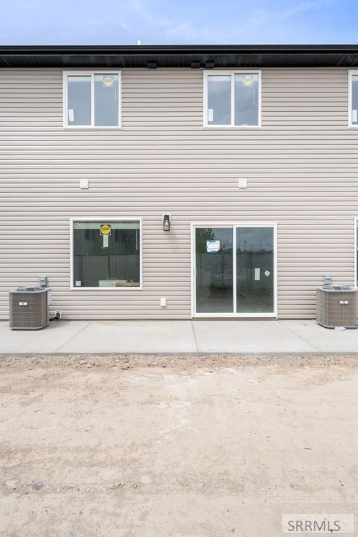 Image 25 of property listing at 2764 Derrald Loop, Ammon, ID 83406
