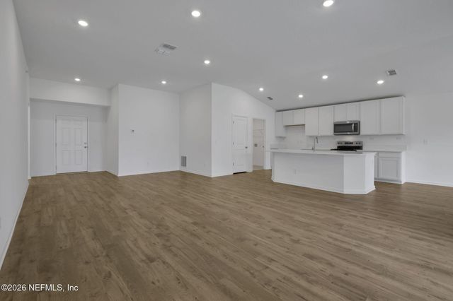 3512 BELSTEAD Way, Orange Park, FL 32073
