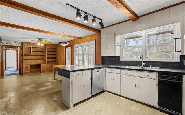 4136 Arden Street, Clemmons, NC 27012