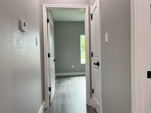 200 Garfield Street, Mcgregor, TX 76657