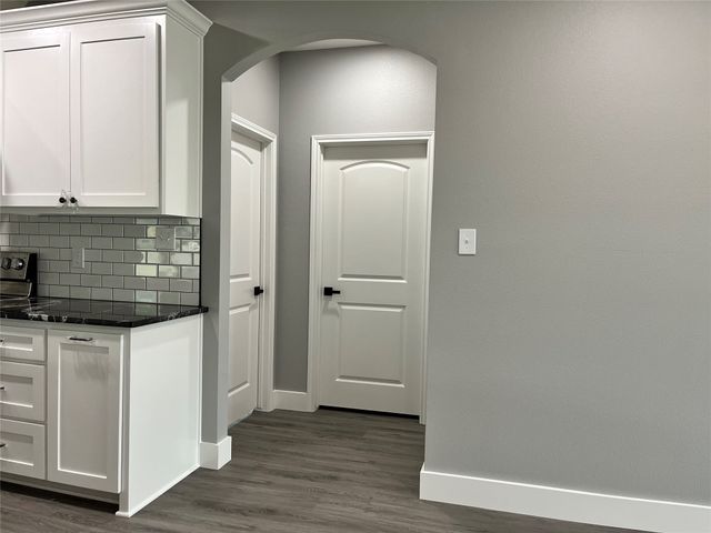 200 Garfield Street, Mcgregor, TX 76657