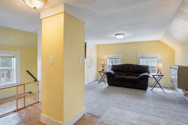 394 Portland Street, Rochester, NH 03867