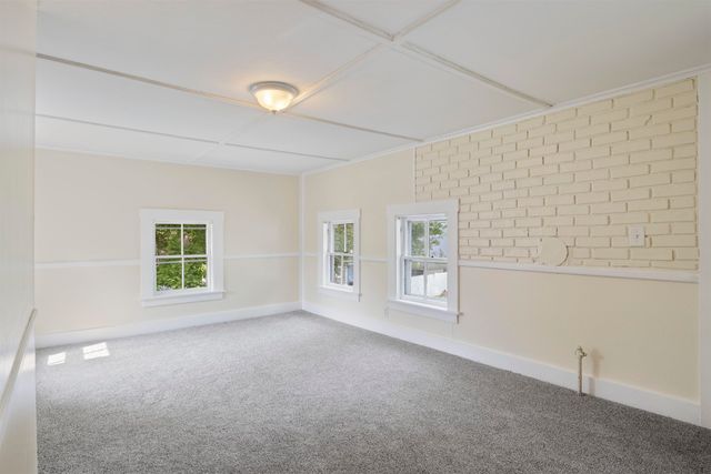 394 Portland Street, Rochester, NH 03867