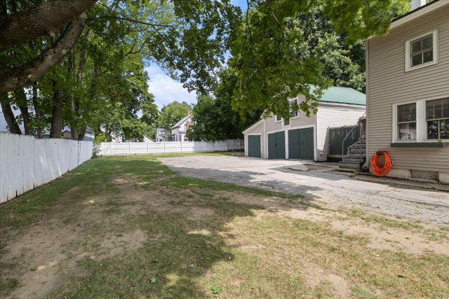 394 Portland Street, Rochester, NH 03867