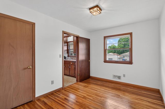 6836 Monroe Street NE, Fridley, MN 55432