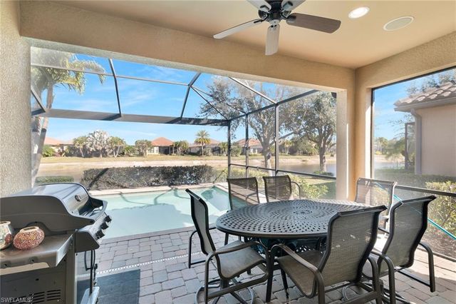 8321 Lucello TER N, Naples, FL 34114