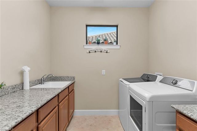 8321 Lucello TER N, Naples, FL 34114