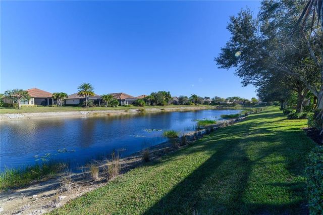 8321 Lucello TER N, Naples, FL 34114