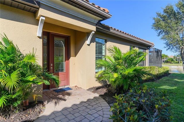 8321 Lucello TER N, Naples, FL 34114