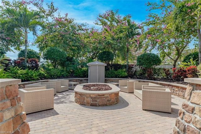 8321 Lucello TER N, Naples, FL 34114