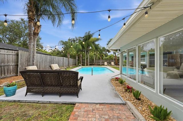 1207 S DUNCAN AVENUE, Clearwater, FL 33756