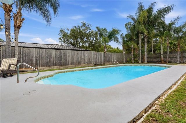1207 S DUNCAN AVENUE, Clearwater, FL 33756