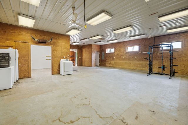 1307 Mooresville Rd, Culleoka, TN 38451