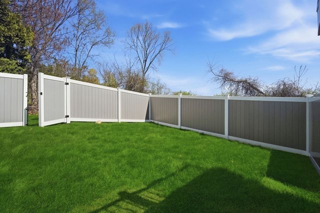 349 Pearl Hill Road, Fitchburg, MA 01420